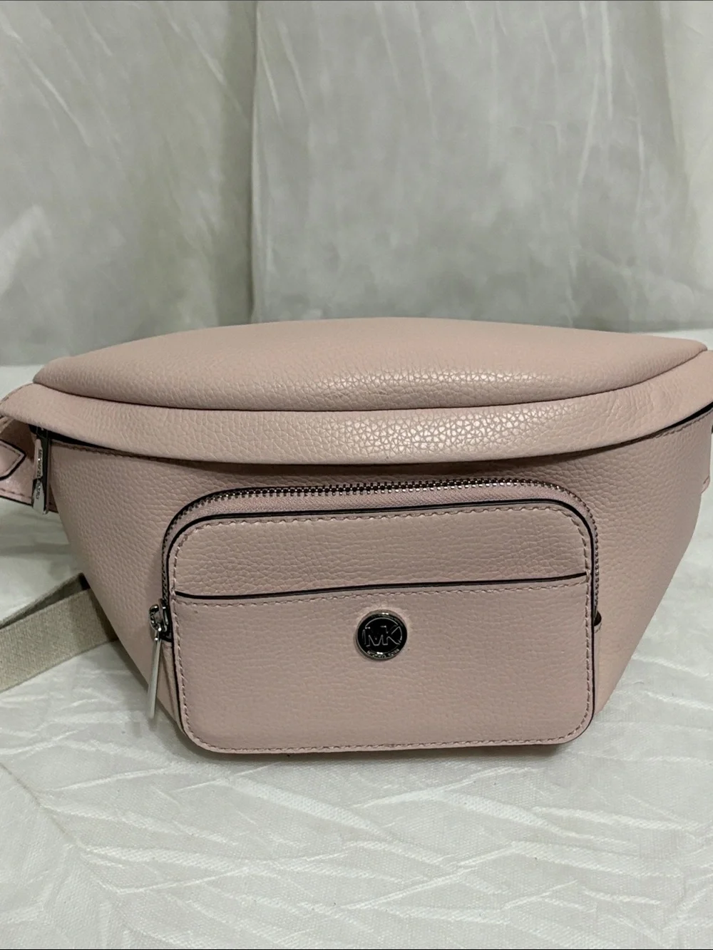 Michael Kors Maisie Pebble Leather Sling Pack